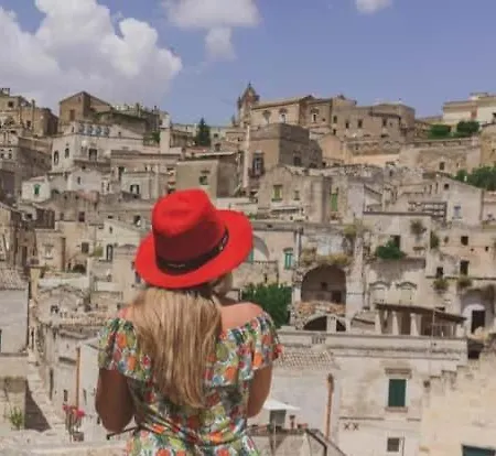 Radici Cave & 3* Matera