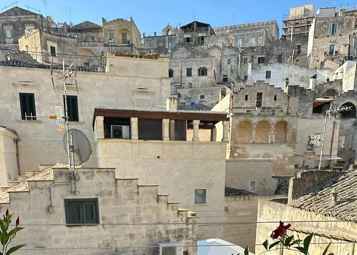 Radici Cave & 3* Matera